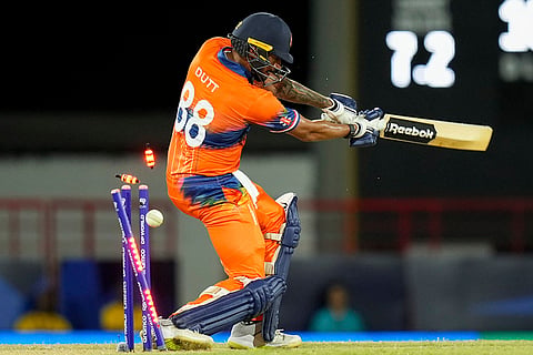 Aryan Dutt is bowled out by Matheesha Pathirana